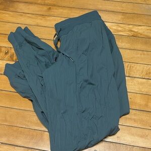 Lululemon dance mid rise jogger full length